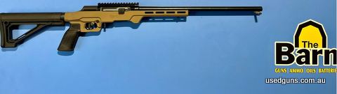 Savage A17R MDT 17 HMR is in excellent condition. comes with an MDT LSS-RF chassis in FDE, fixed Magpul MOE butt stock. has a varmint barrel and pic rail.