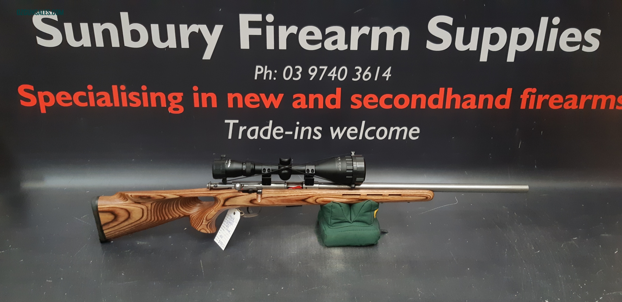 Savage 93 R17 17HMR+Nikko Stirling Scope S/H AV426
