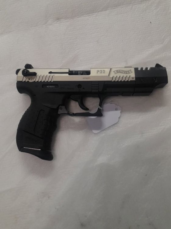 Walther  P22
