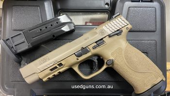 very good condition smith and Wesson pistol chambered in 9mm, FDE tan colour with no scratches. comes with original hard case, manuals, 2 magazines and 3 spare 