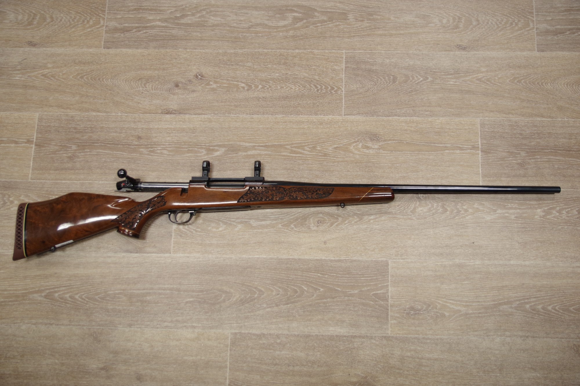 S/H WEATHERBY MKV LAZERMARK BOLT ACTION RIFLE 300 WBY MAG (FF195)