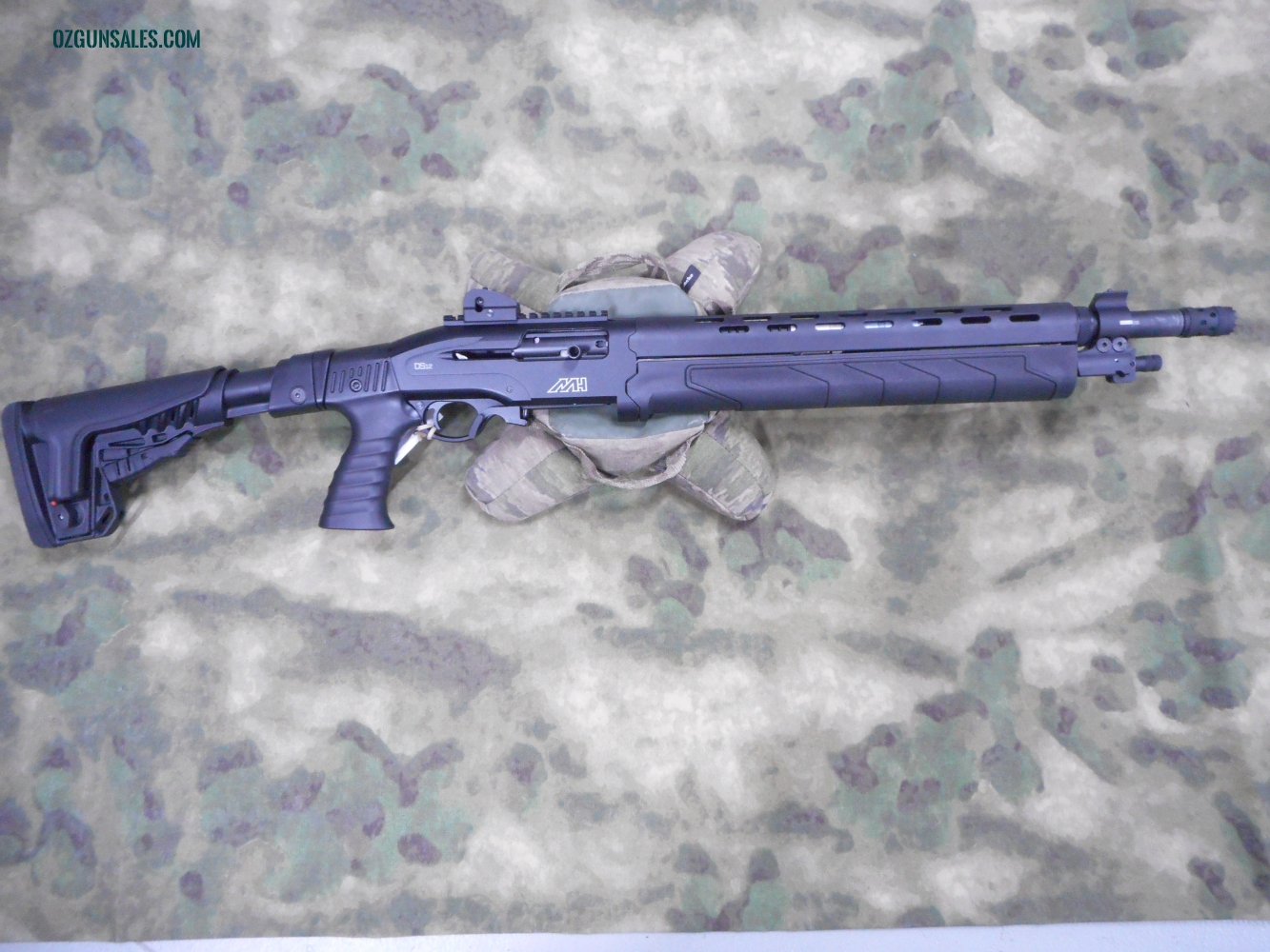 MH DS12 Lever shotgun