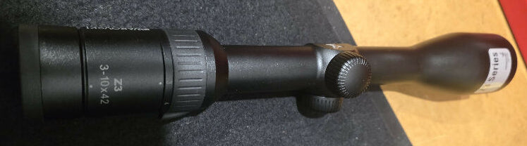 Swarovski z3 3-10x42 brand new hasnt been used but has been mounted and has some ring marks from that thats why i have listed it half price from new! No box as 