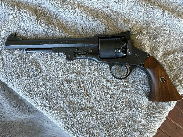 Pedersoli Rodger’s and Spencer match 44 BP revolver very accurate clean gun buyer to pay postage