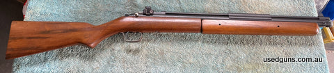 Sheridan Blue streak 20 cal .Air rifle. Excellent condition, comes with new Williams peep sight. Also includes 700 pellets. $300 ono