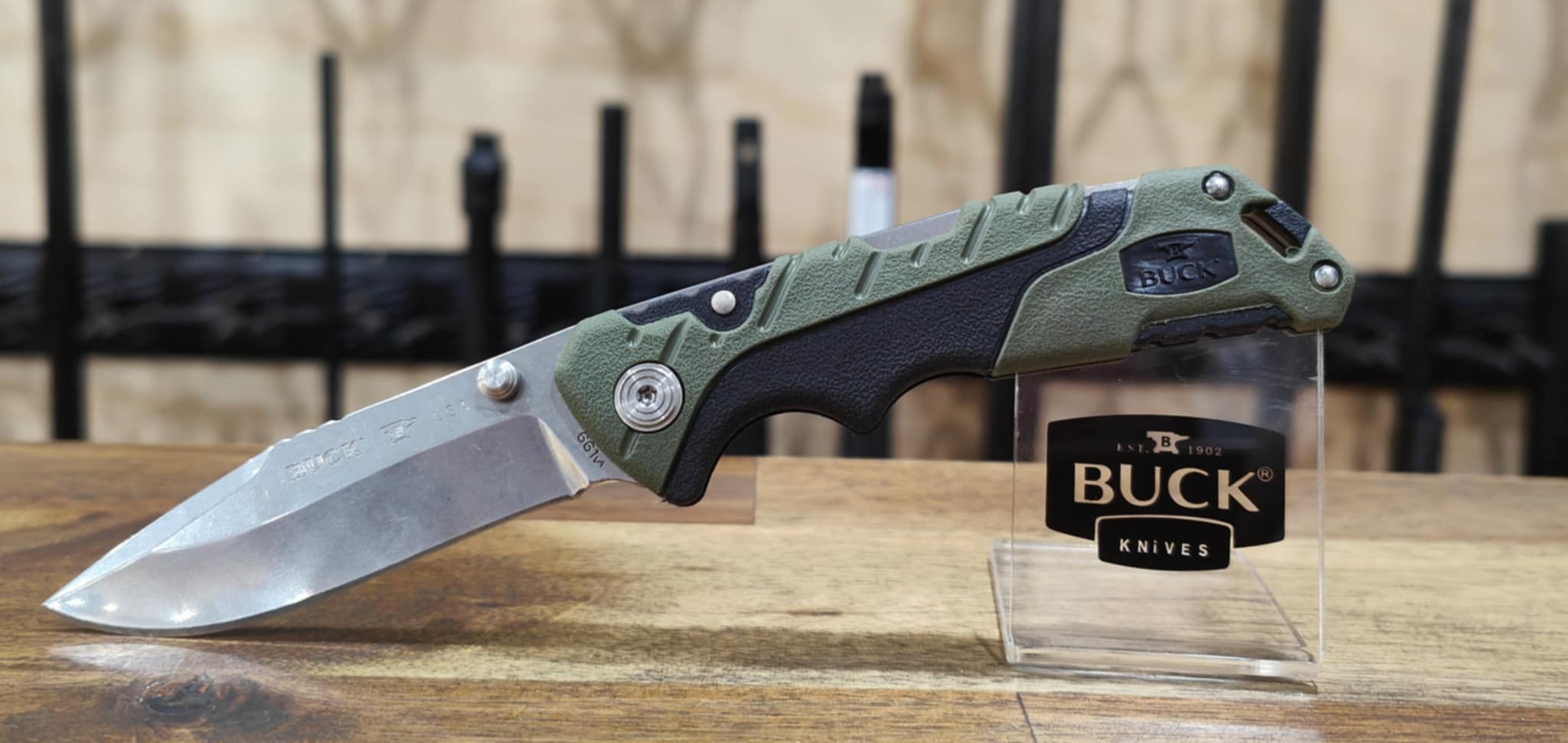 Buck Pursuit 661 Folder Small Green Handle 7.6cm