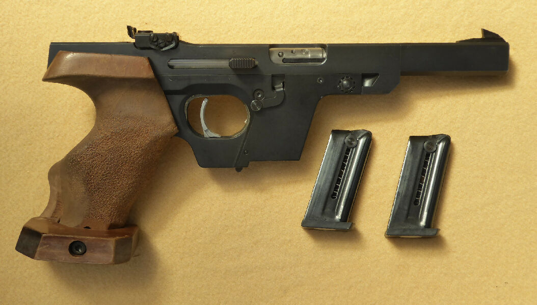 Walther GSP .22LR ISSF semi auto pistol in very good condition.  Comes with RHM grip, 2 magazines and original Walther plastic case.  Additional images availabl