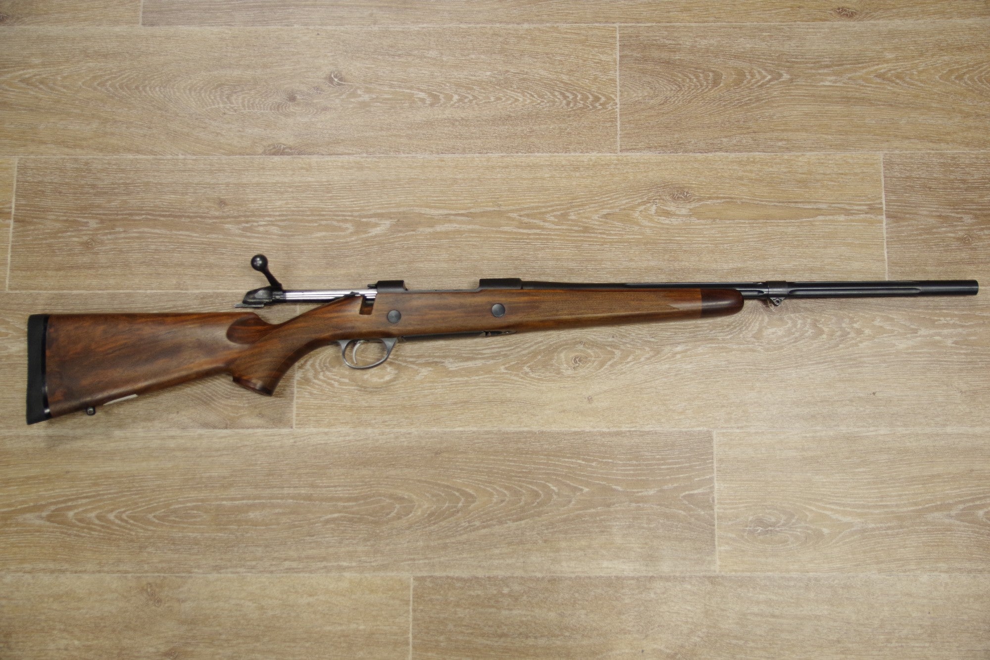 S/H SAKO 85 GRIZZLY BOLT ACTION RIFLE 30-06 (AK289)