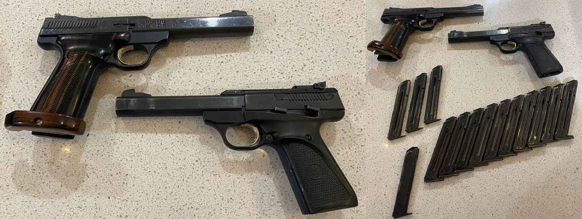 Browning Buckmark x2, Extra Buckmark magazines
