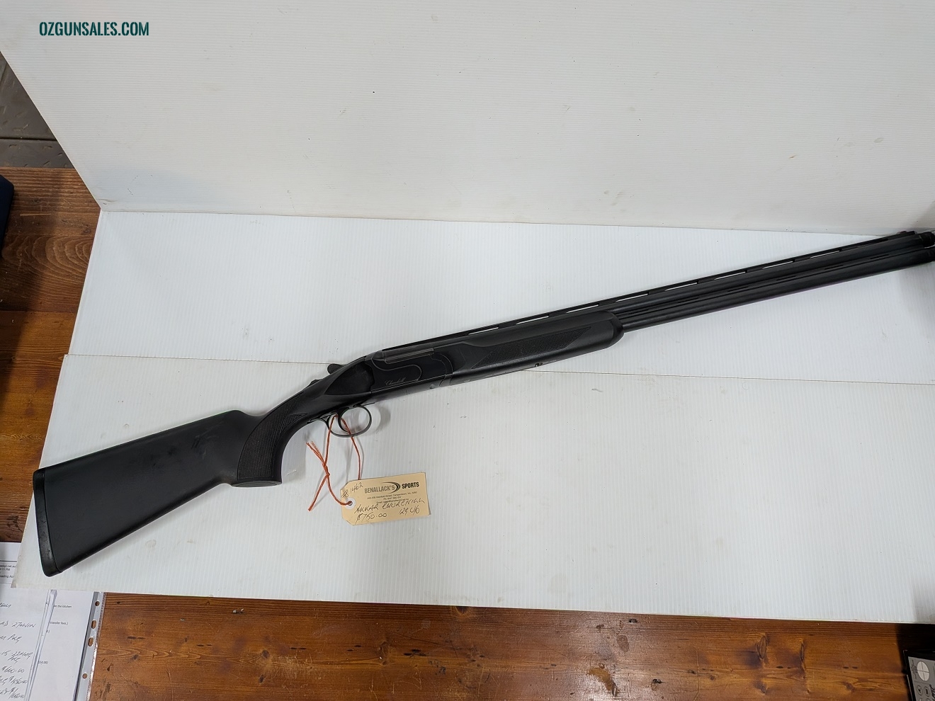 Akkar Churchill 12G