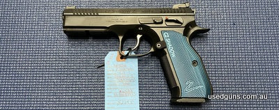 Excellent condition CZ Shadow II in 9mm. Comes cased with a spare magazine.
