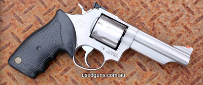 Nice 4 inch Taurus 7 shot model 66. Has had very little use. few storage marks, very solid & reliable revolver. More photos available. $25 Express Dealer delive
