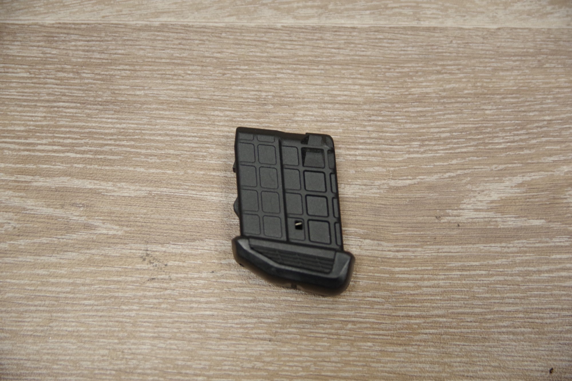 S/H TIKKA T1X 5 ROUND MAGAZINE 17HMR