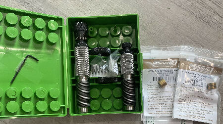 Redding Type S Match FL die set for 338 Lapua. 2x titanium bushings