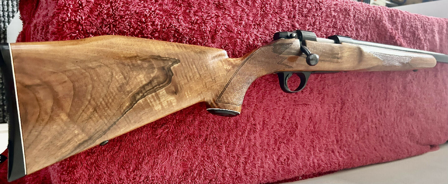 Beautiful Sako L461 Varmint in 222 rem ..…. Rifle in excellent condition .. clean unmarked bolt face attests and confirms it has had little use ..really excepti