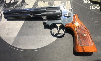 Used Smith & Wesson 586 - 357Mag 6 Shot - SN: BFR9228