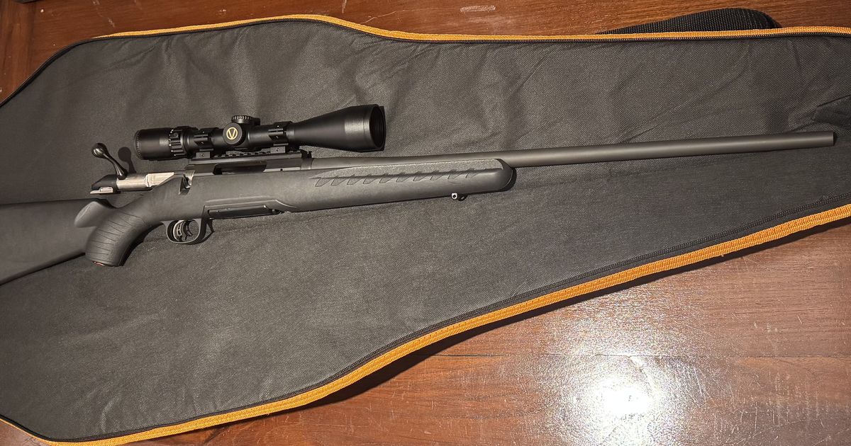 Ruger American .223REM with Vixen 4-16x44 Scope (VX5941)