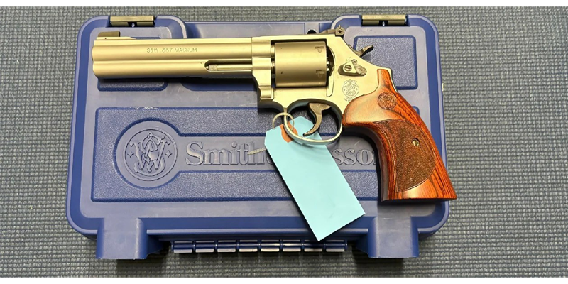 Excellent condition Smith & Wesson 686 357 Mag revolver