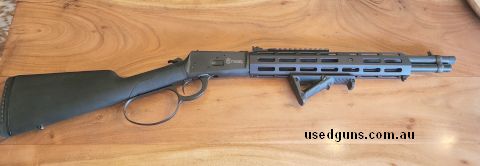 Shot barely 100 rounds. Comes with a full box of 50 bullets.