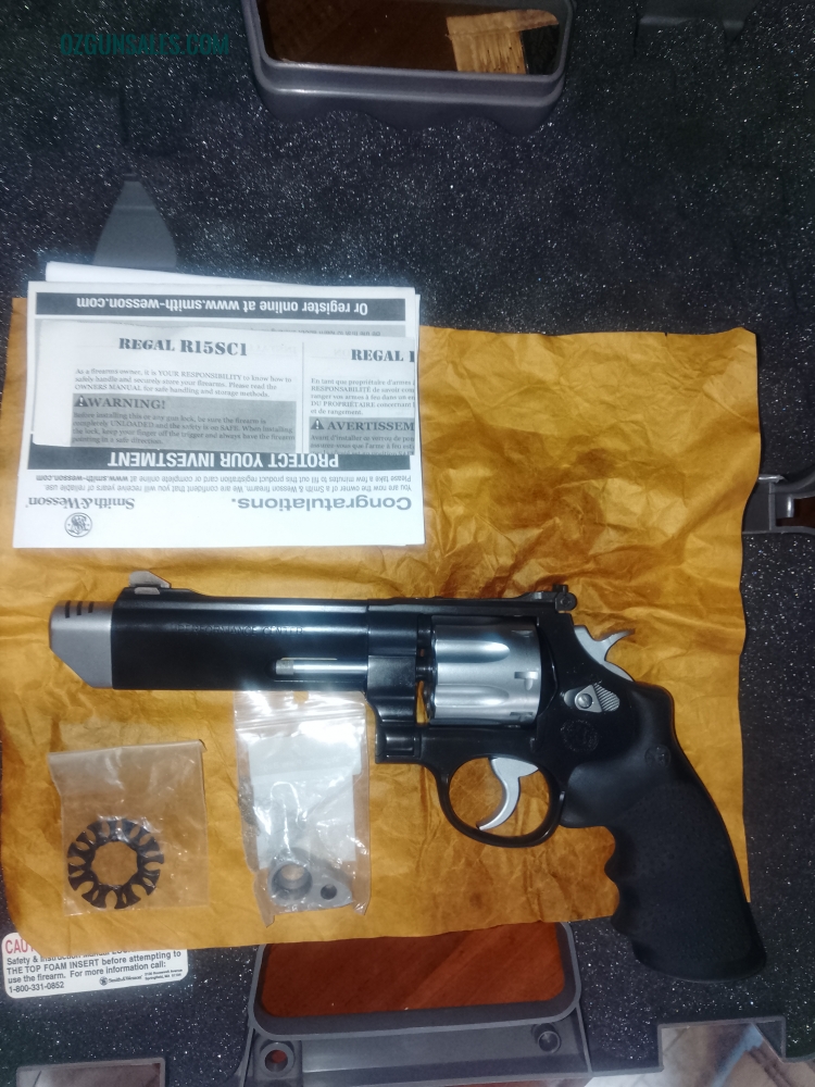 S&W 627 V-Comp 357 mag 8-shot