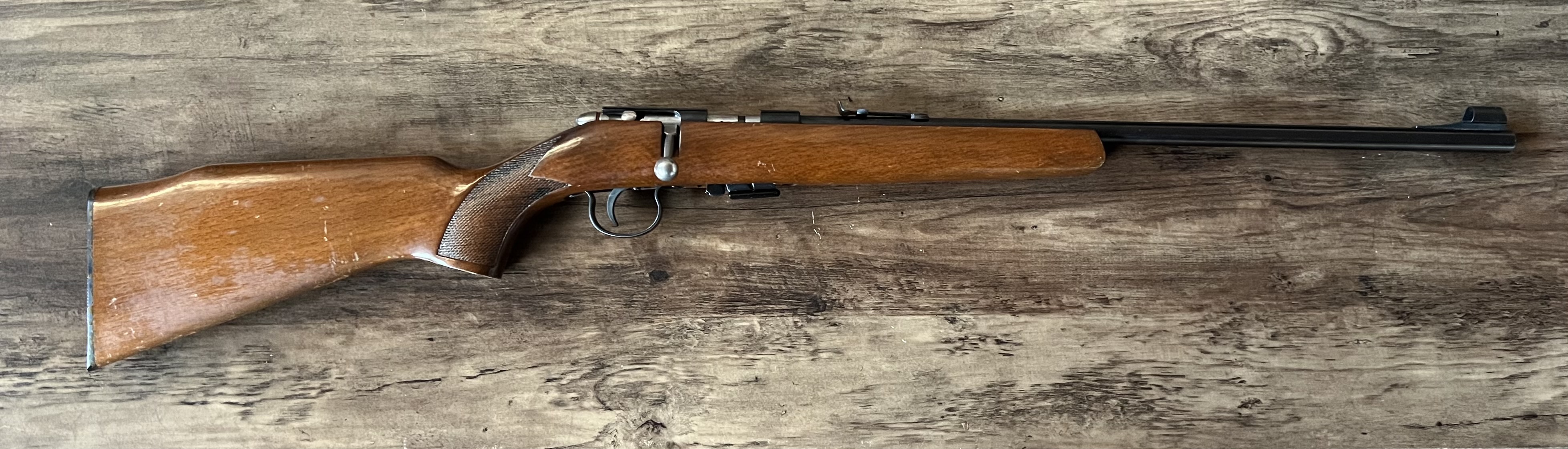 Anschutz Model 1450 .22LR Rimfire Bolt Action Rifle