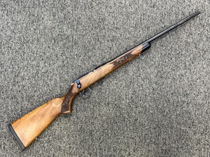 CZ
MODEL 452-2E-ZKM
LIMITED FAREWELL EDITION 
ONE OF 1000
22LR
5 SHOT
22.5 INCH BARREL
DEEP GLOSS BLUED FINISH
ENGRAVED
JEWELLED BOLT BODY
HIGH TIER FLAME BLUED FINISH
BOLT HANDLE, SAFETY CATCH AND 
ACTION SCREWS
LOVELY CHECKERED WALNUT STOCK
WITH EBONY FOREND TIP
MANUFACTURED IN 2017