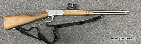 Rossi Puma Stainless chambered in 357 Mag. Comes with a Sig Sauer Romeo red dot installed. Great lever repeater. Woodwork in good nick. Sling included. $65 frei