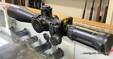 Schmidt & Bender PMII/P first focal plane target scope with a very high magnification. comes with 34mm vortex precision rings, anti cant bubble level and angle 
