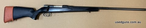 Good condition sporterised carl Gustaf chambered in 6.5x55 Swedish. Sporterised black synthetic stock. The bolt and barrel have matching serial numbers. the bor
