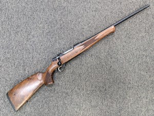 ANSCHUTZ
MODEL 1782
308WIN
5 SHOT
DETACHABLE MAGAZINE
22 INCH MEDIUM SPORTER BARREL
CLASSIC BLUED FINISH
HIGH GRADE CHECKERED WALNUT STOCK
FLUTED BOLT
BUILT IN PIC RAIL BASES
MADE IN GERMANY
ORIGINAL HARD CASE
#3195228

UNFIRED $3290