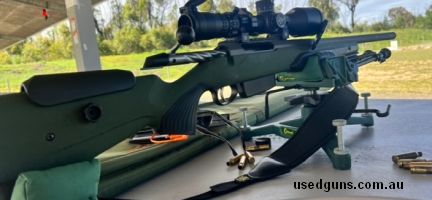 Excellent rifle. Very accurate shooting factory Sako 180 grain ammo. 1:10 twist rifle has only seen 50 rounds through it. Reason for selling is a stalk through 