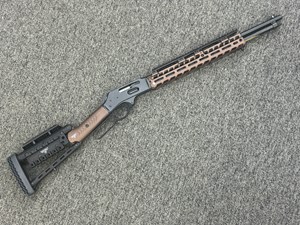 HENRY
H009 RANGER POINT
ROOT BEER CUSTOM
30-30
5 SHOT
20" BARREL
SIDE GATE LOADING
RANGER POINT COSTA STOCK SET
IN ROOT BEER COLOR
WITH FOREND FULL LENGTH TOP RAIL
RANGER POINT TRIGGER
RANGER POINT SIDE SADDLE
RANGER POINT CHEEK PIECE 

NEW $3190