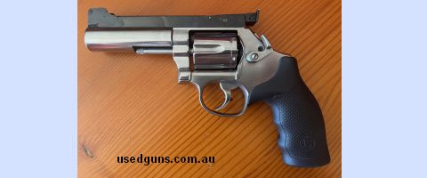 Selling my Hanson Custom Smith & Wesson .38 Special Model 67-5 Built for Service 25 Come with a custom 1/14 barrel twist. 1 inch round barrel Aristocrat three p