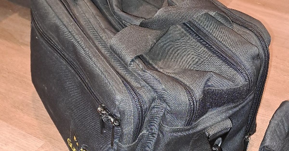 x2 Guardian Gun bags black