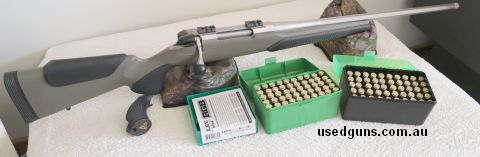 Near new condition, 550mm fluted threaded barrel, factory scope mounts.Set of lee dies 100 winchester brass twice fired and 2 ammo boxes to suit.  Second pistol