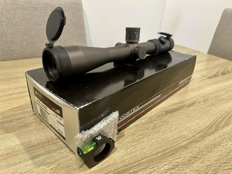 As new Vortex Razor HD 5-20X50 (EBR-2B) reticle in Mrad. Also includes vortex bubble level. Scope has been sitting in its box and is surplus to needs. Price inc