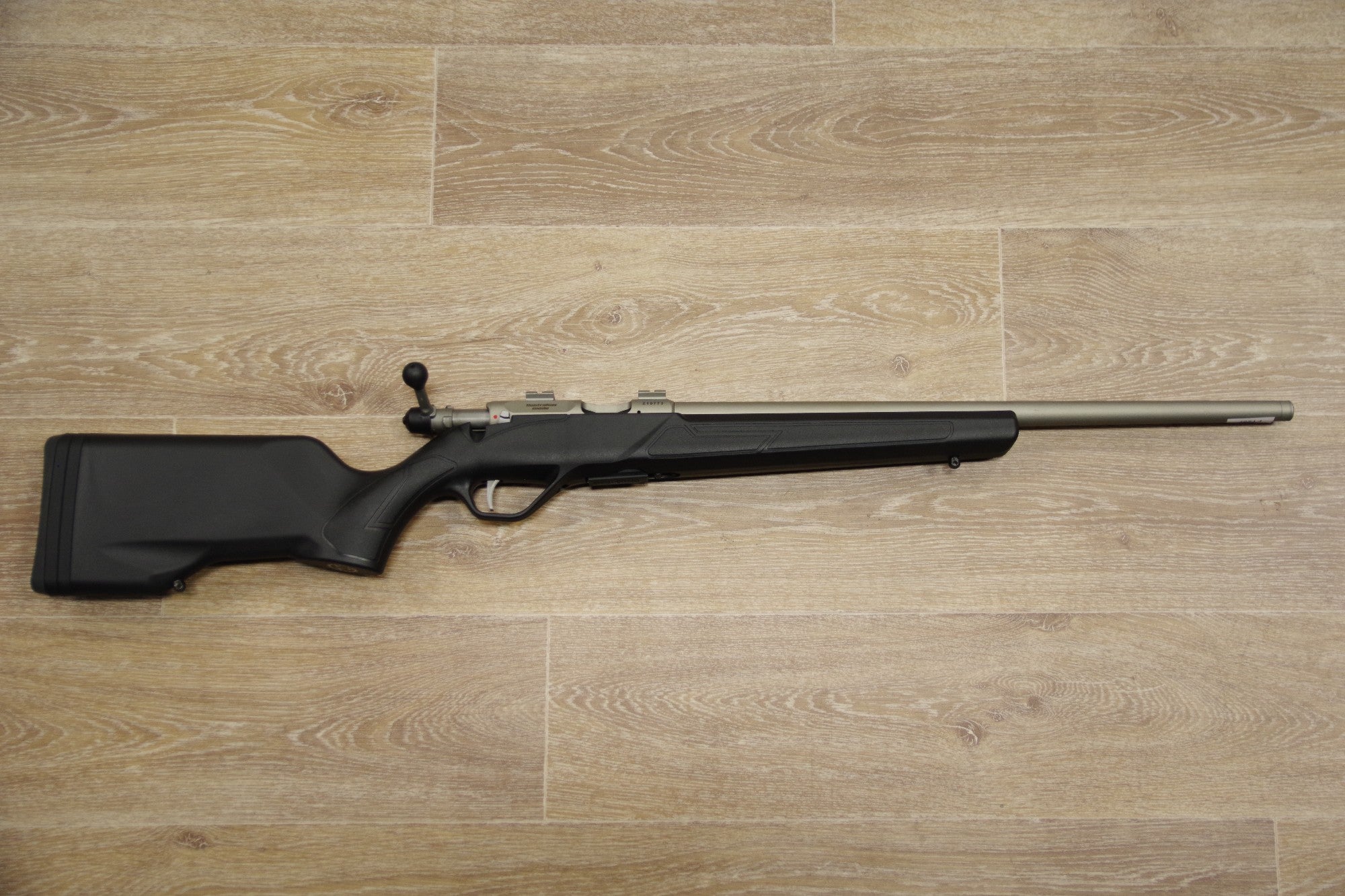 S/H LITHGOW LA101 BOLT ACTION RIFLE 22WMR (FY287)