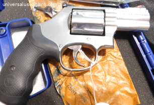 S&W 686  snubbie