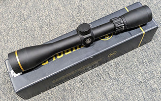 A ex. shop demo Leupold VX-Freedom 4-12x40 scope in excellent condition. Leupold partno. 185336 with the Hunt-Plex reticle. This scope has been serviced by Leup