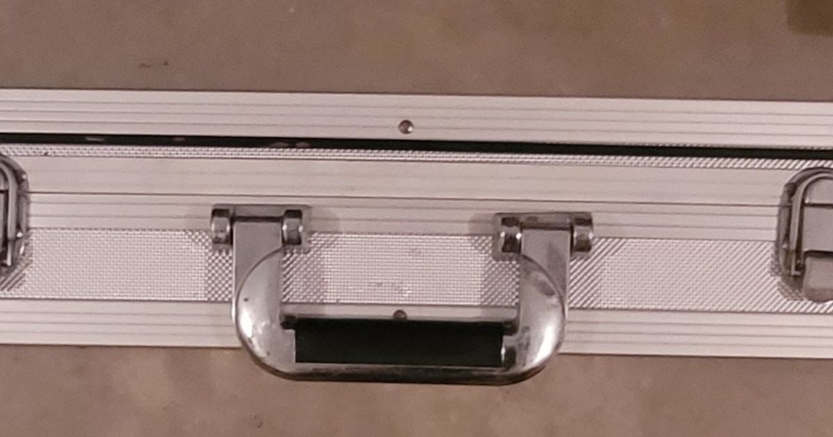 Large Aluminium Rifle Case seldom used