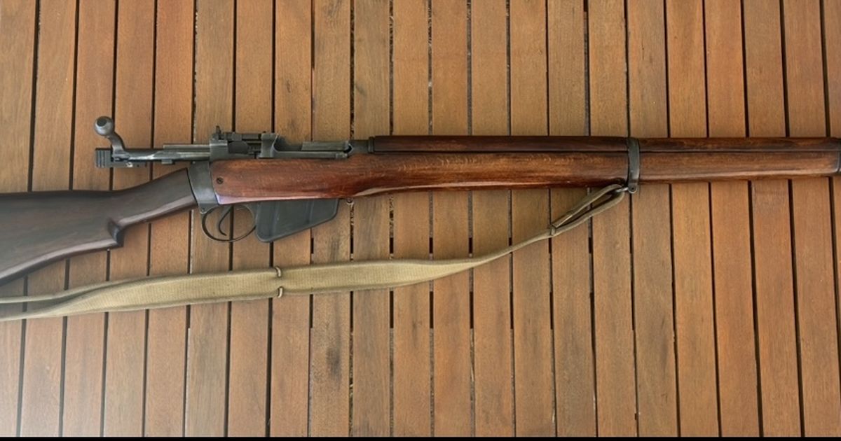LEE enfield No.4