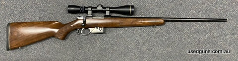 Very good condition CZ 527 in 223. Detachable magazine, very good nick barrel, stock retains its gloss finish, Leupold VX-II 3-9x40 scope clear. Cycles well. Cl