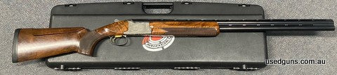 Excellent condition Miroku Mk 10 Deluxe Trap 12G O/U. Sports 30 inch barrels. Has an adjustable comb. Incredible woodwork and scene engraving to the action. Com