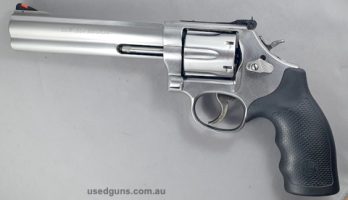S&W Model 686-6 in nearly as new condition. Bore, action and grips all excellent. Suit new buyer. $25 postage Australia wide