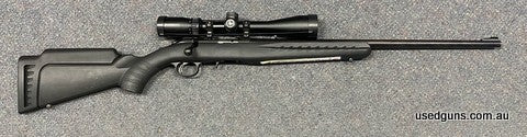 Good condition Ruger American in 22LR. Has a Vortex Crossfire 4-12x44 scope mounted. Some minor pitting to the barrels external. See additional photos, $65 frei