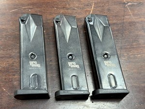 WALTHER
P99
9MM
10 SHOT
MAGAZINES
MANUFACTURED BY PROMAG
THREE ONLY

EXC+ $45 EACH