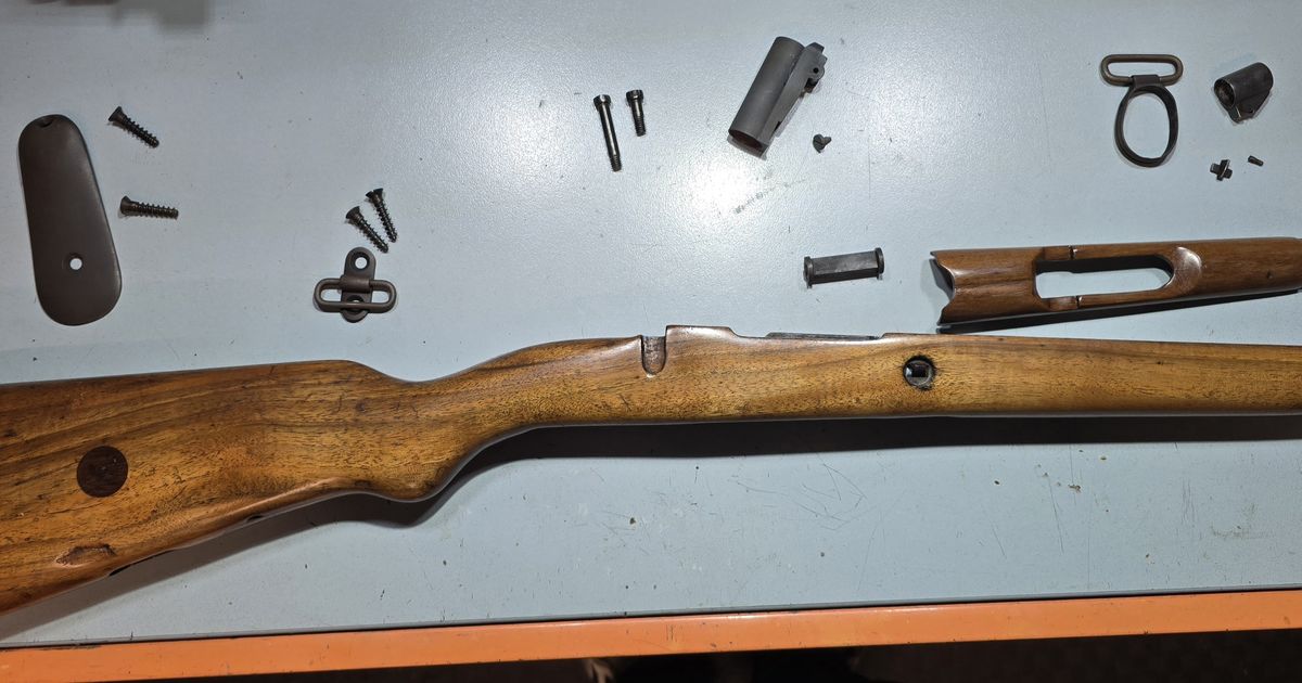 MAUSER 98 RIFLE PARTS - STOCK + METAL PARTS