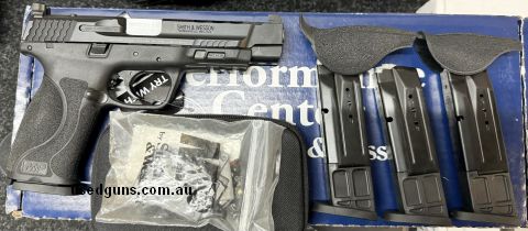 Excellent condition in box Smith & Wesson M&P 2.0 Performance center with 3 spare 10rd magazines, all accessories. Presents as new! Precision maintaining produc