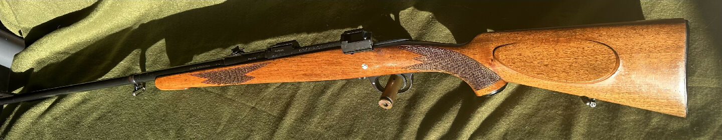 Brno Model 21H from 1955 featuring the round bolt in 7x57, the ultimate rare, light and superb stalking rifle.  Stainless crossbolt installed, everything else 1