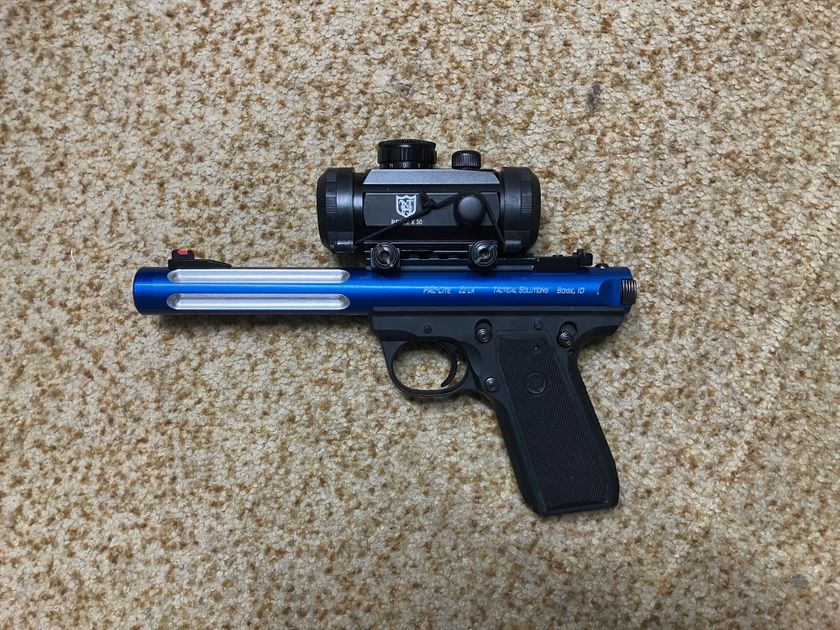 Ruger Mk3 22/45 Target with Red Dot Sight